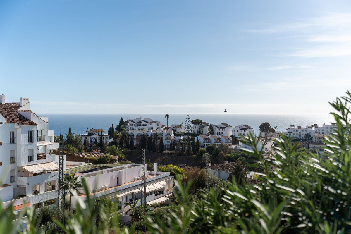 3 Bed Apartment for sale in Mijas Costa Costa Del Sol, Málaga, Spain