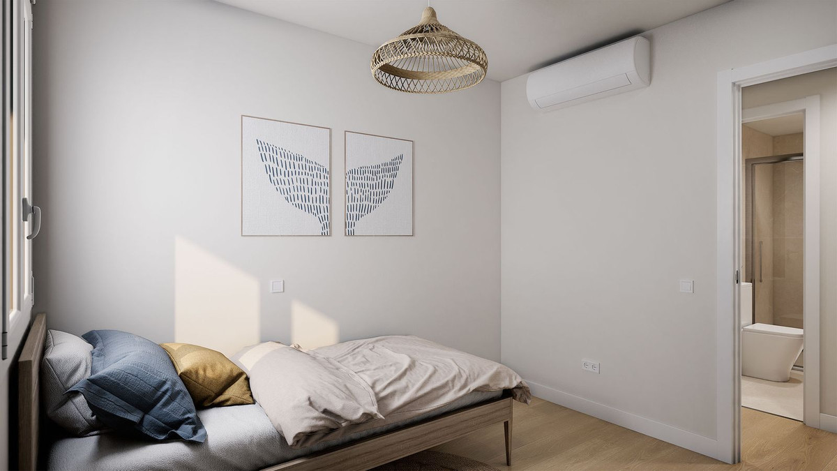3 Bed Apartment for sale in Fuengirola Costa Del Sol, Málaga, Spain