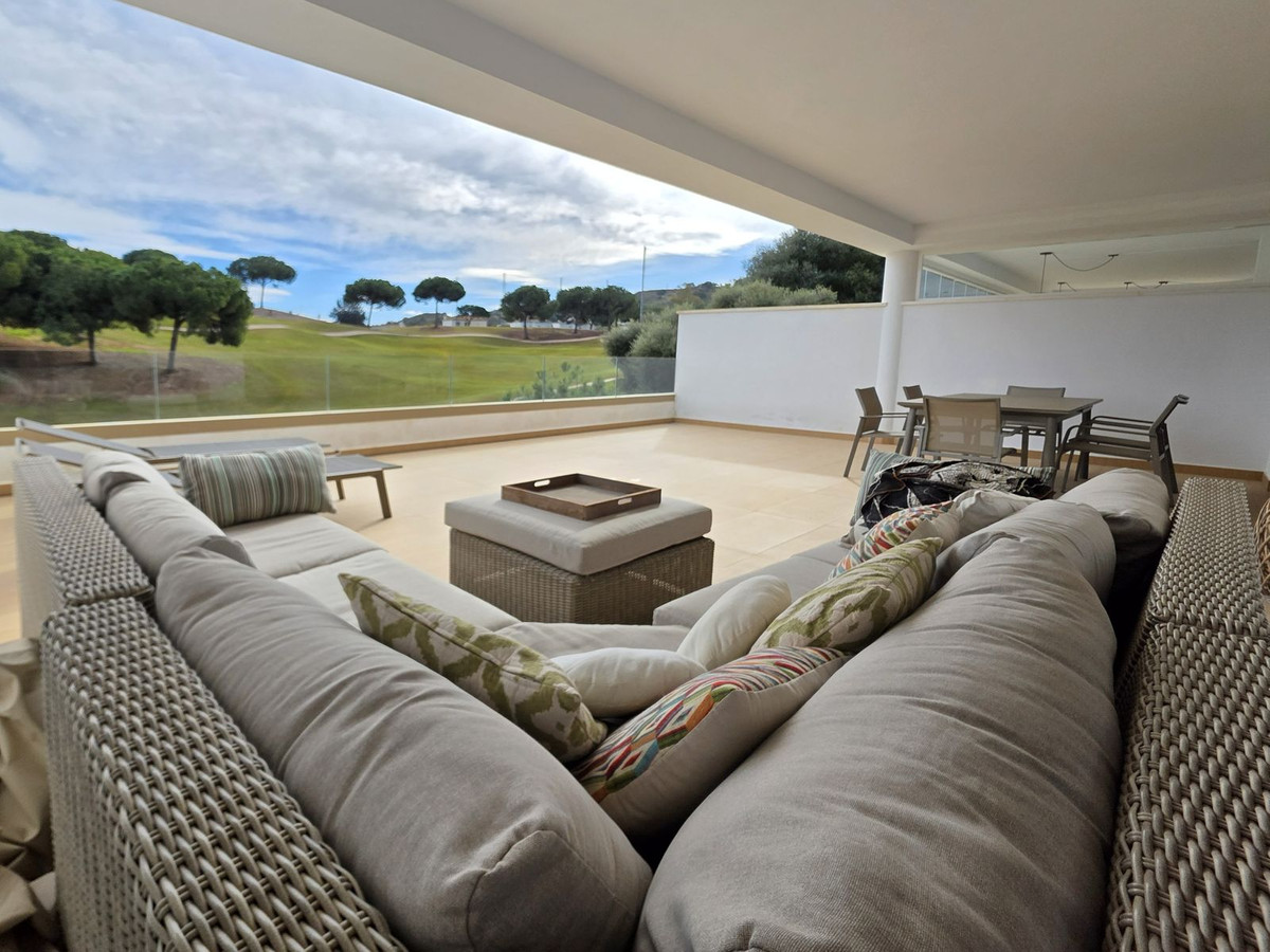 Se vende Apartamento Planta Media de 2 dormitorios en Costa Del Sol, Málaga, España