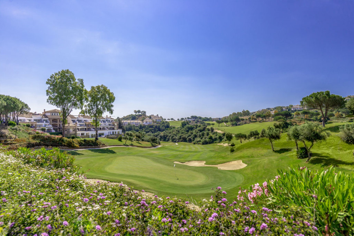 Se vende Apartamento Planta Media de 2 dormitorios en Costa Del Sol, Málaga, España