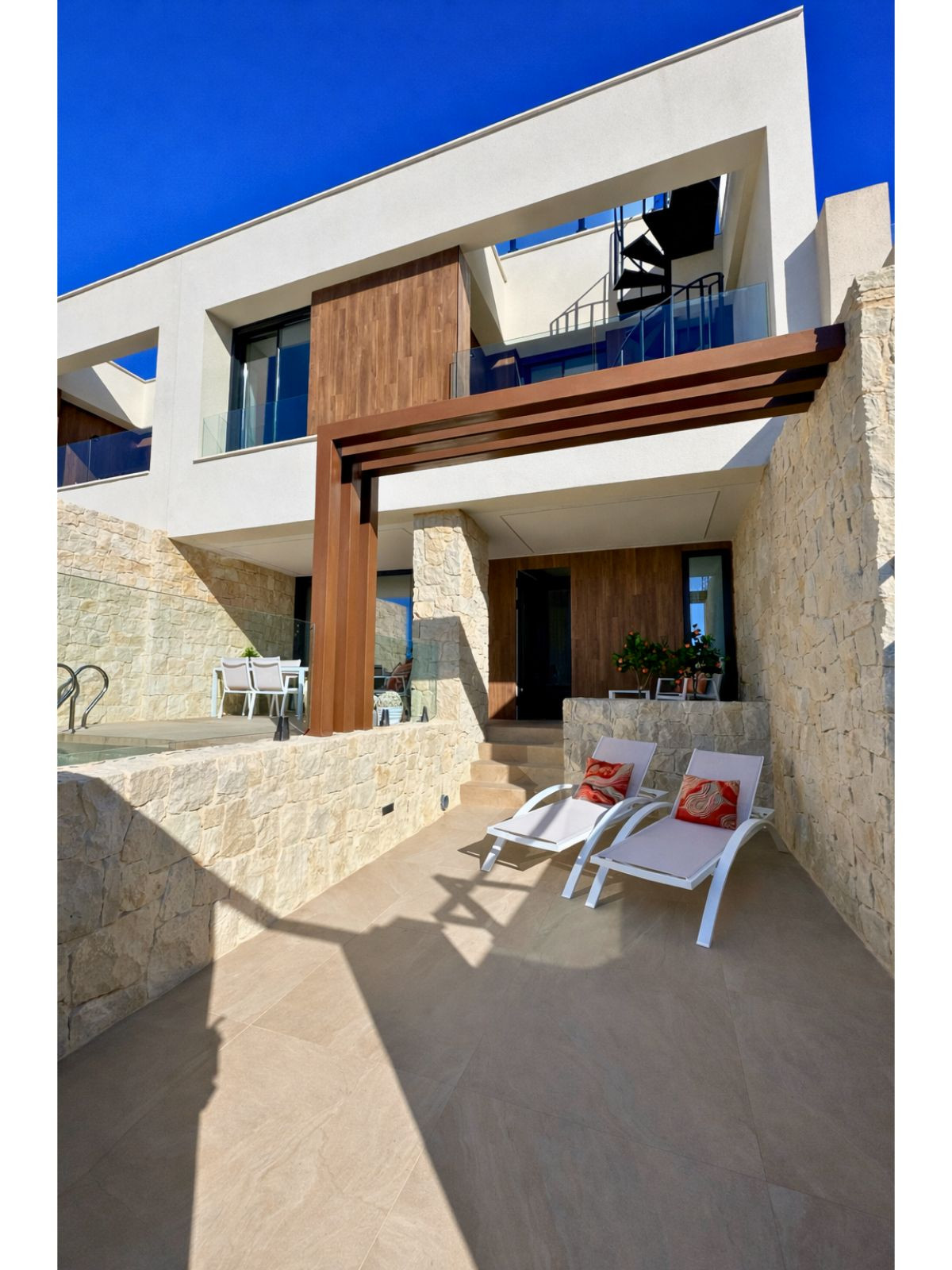 3 Bed Townhouse for sale in Dolores Costa Blanca, Alicante, Spain