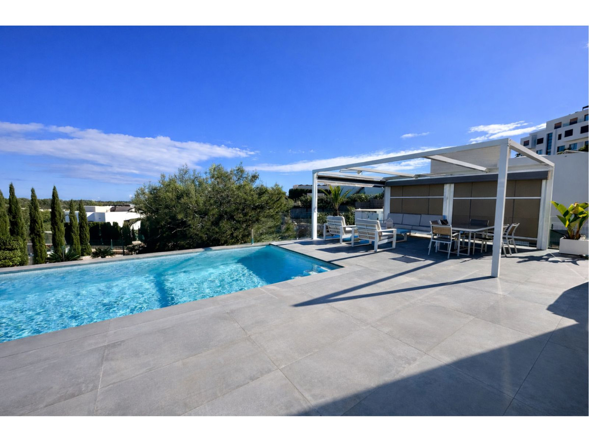 4 Bed Townhouse for sale in Las Colinas Golf Costa Blanca, Alicante, Spain