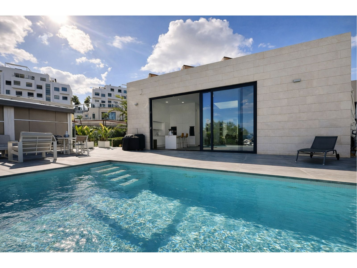 4 Bed Townhouse for sale in Las Colinas Golf Costa Blanca, Alicante, Spain