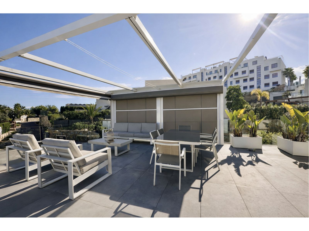 4 Bed Townhouse for sale in Las Colinas Golf Costa Blanca, Alicante, Spain