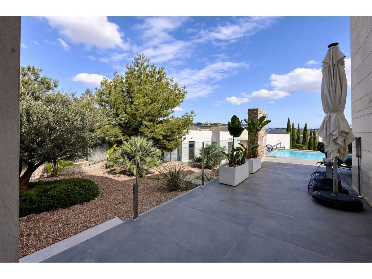 4 Bed Townhouse for sale in Las Colinas Golf Costa Blanca, Alicante, Spain