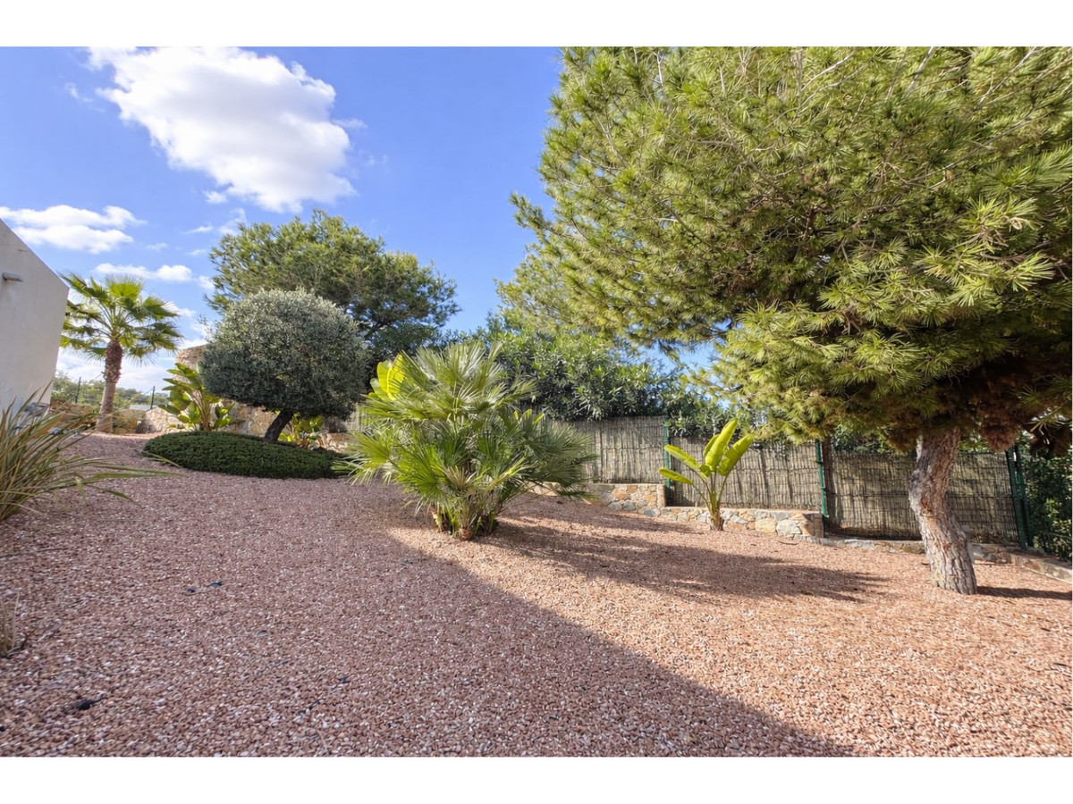 4 Bed Townhouse for sale in Las Colinas Golf Costa Blanca, Alicante, Spain