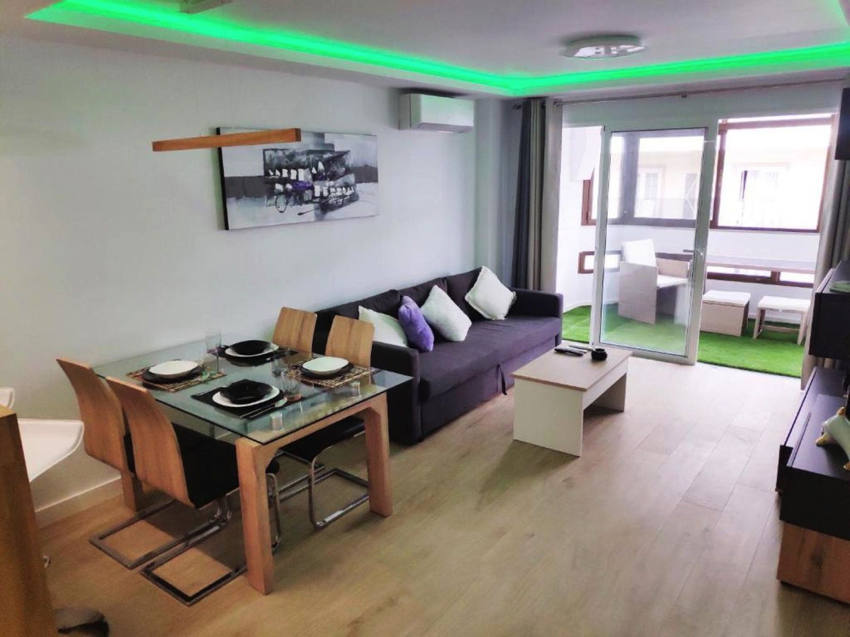 Se vende Apartamento Planta Media de 1 dormitorios en Costa Del Sol, Málaga, España