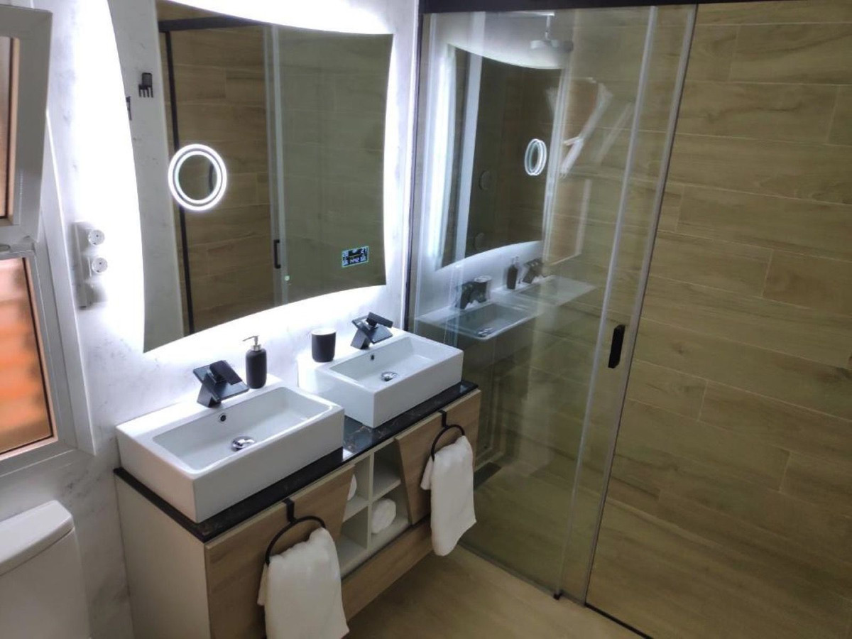 Se vende Apartamento Planta Media de 1 dormitorios en Costa Del Sol, Málaga, España