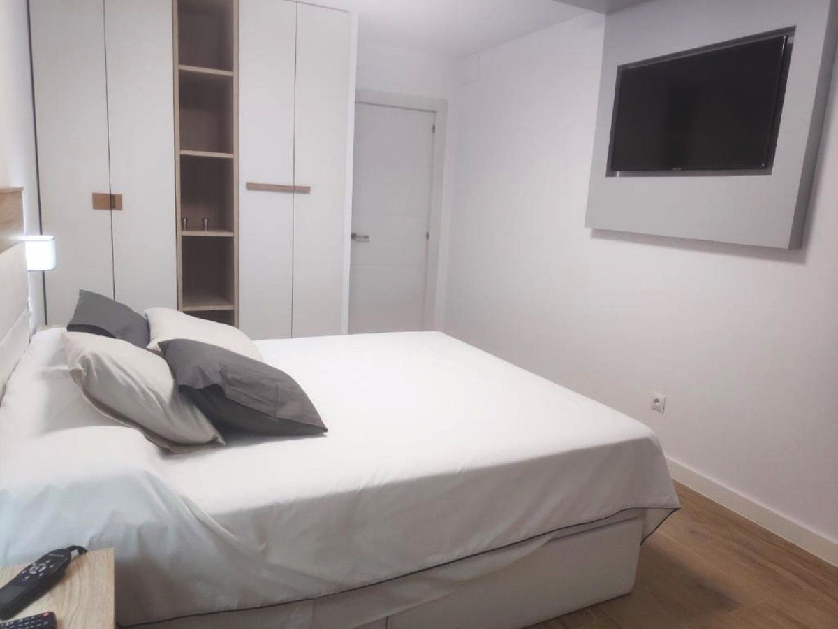 Se vende Apartamento Planta Media de 1 dormitorios en Costa Del Sol, Málaga, España