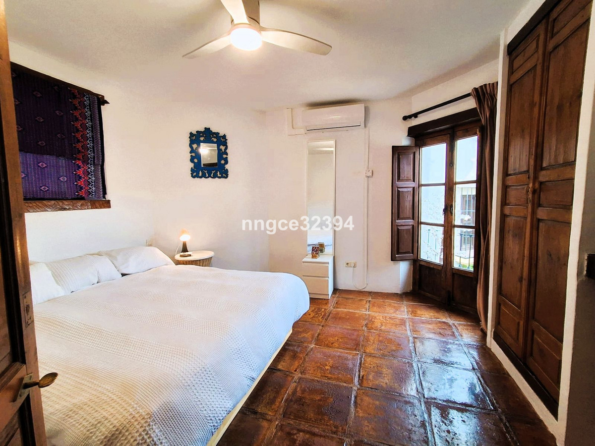 4 Bed Townhouse for sale in Benahavís Costa Del Sol, Málaga, Spain