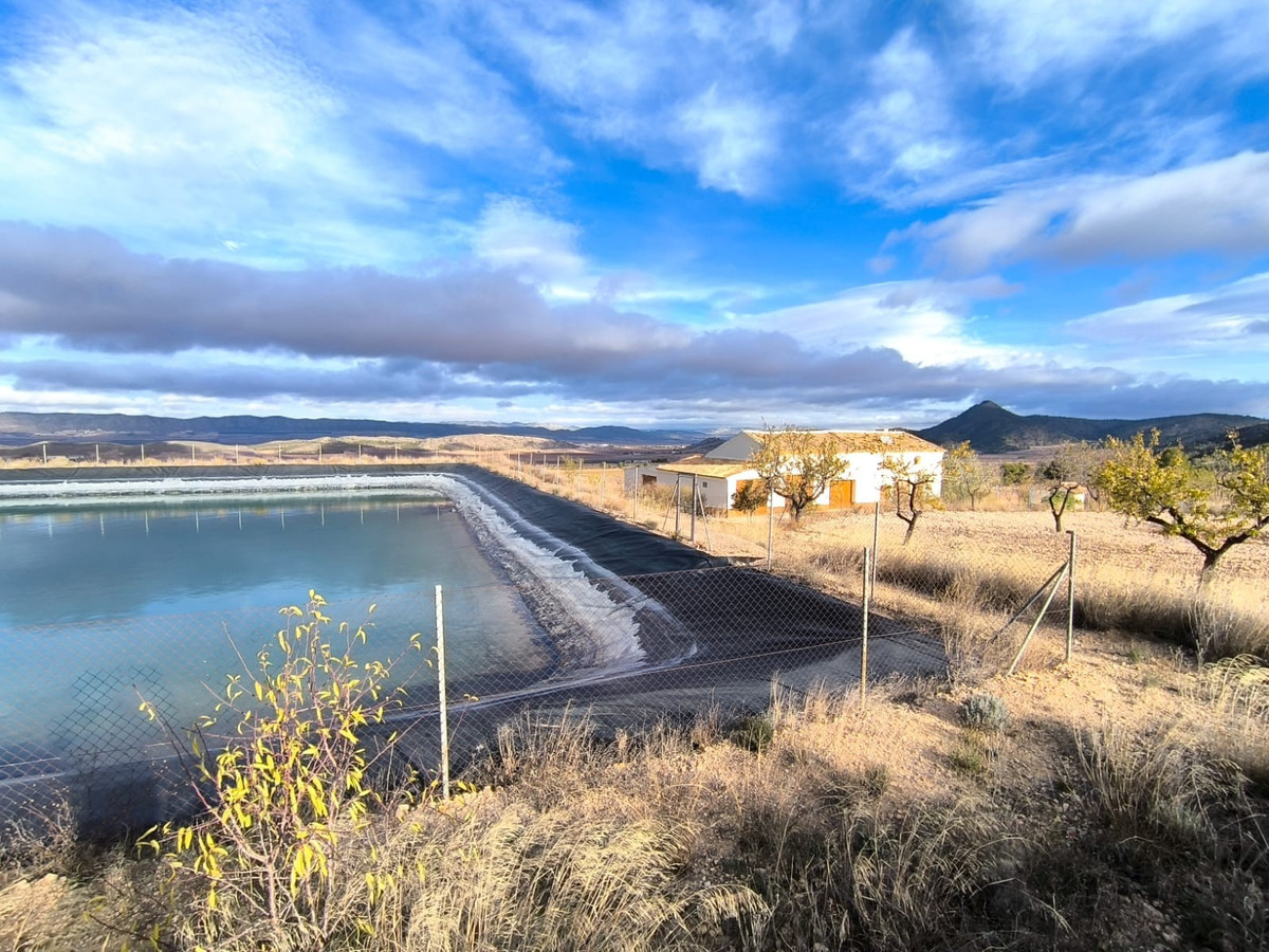 Se vende Finca - Cortijo de 5 dormitorios en Costa Calida, Murcia, España