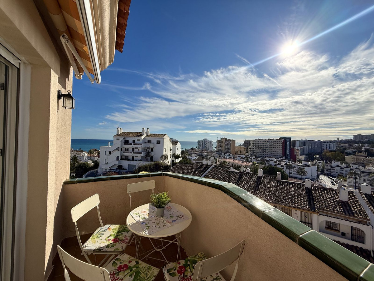 3 Bed Apartment for sale in Benalmadena Costa Costa Del Sol, Málaga, Spain