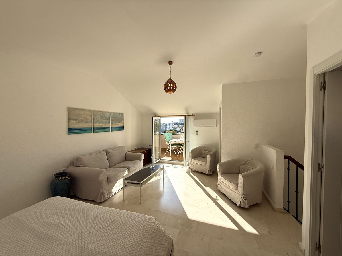 3 Bed Apartment for sale in Benalmadena Costa Costa Del Sol, Málaga, Spain