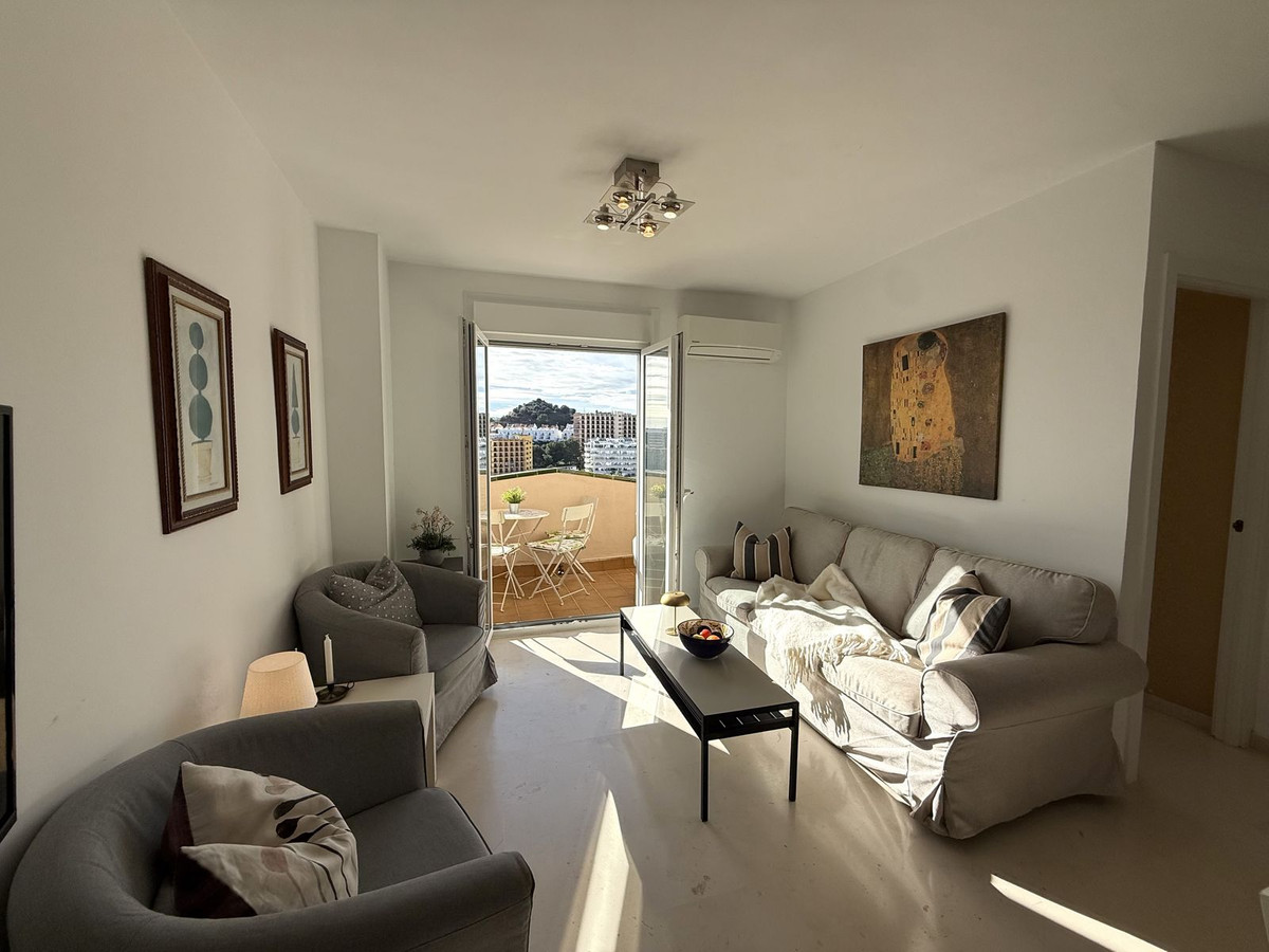 3 Bed Apartment for sale in Benalmadena Costa Costa Del Sol, Málaga, Spain