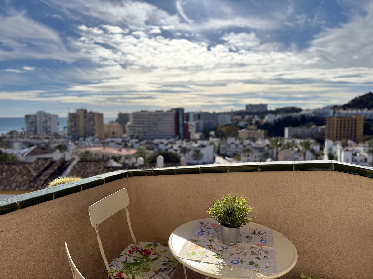 3 Bed Apartment for sale in Benalmadena Costa Costa Del Sol, Málaga, Spain
