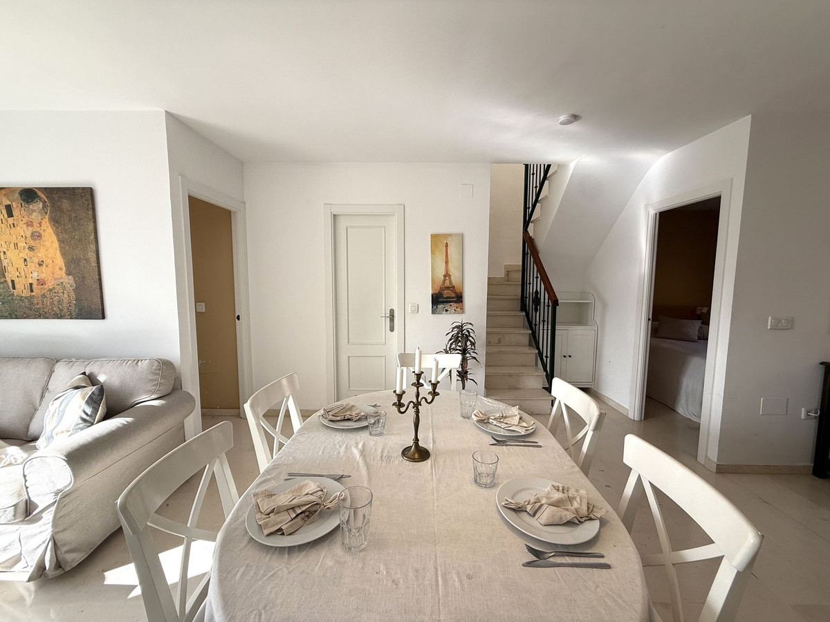 3 Bed Apartment for sale in Benalmadena Costa Costa Del Sol, Málaga, Spain