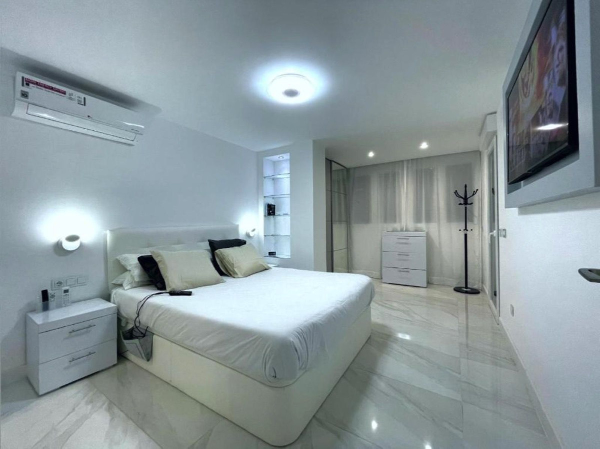 2 Bed Apartment for sale in Marbella Costa Del Sol, Málaga, Spain
