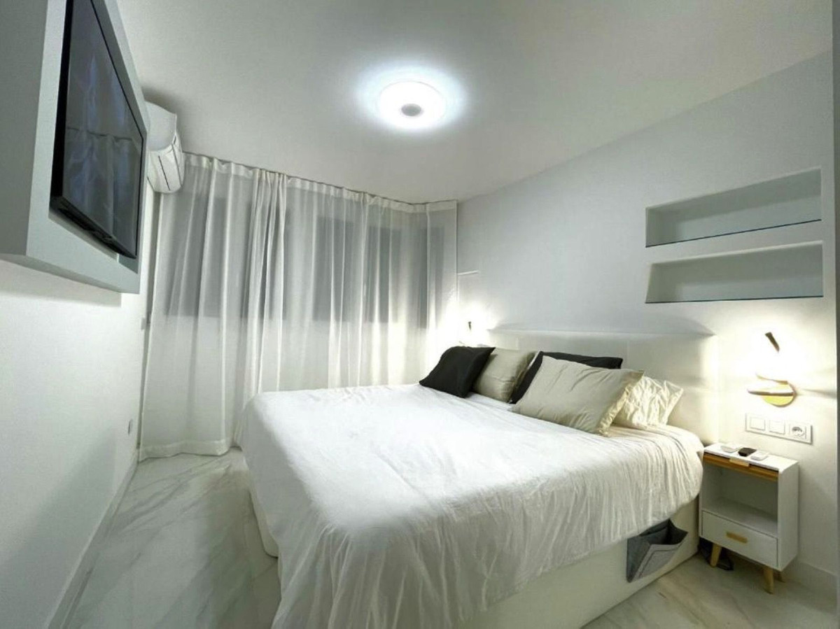 2 Bed Apartment for sale in Marbella Costa Del Sol, Málaga, Spain