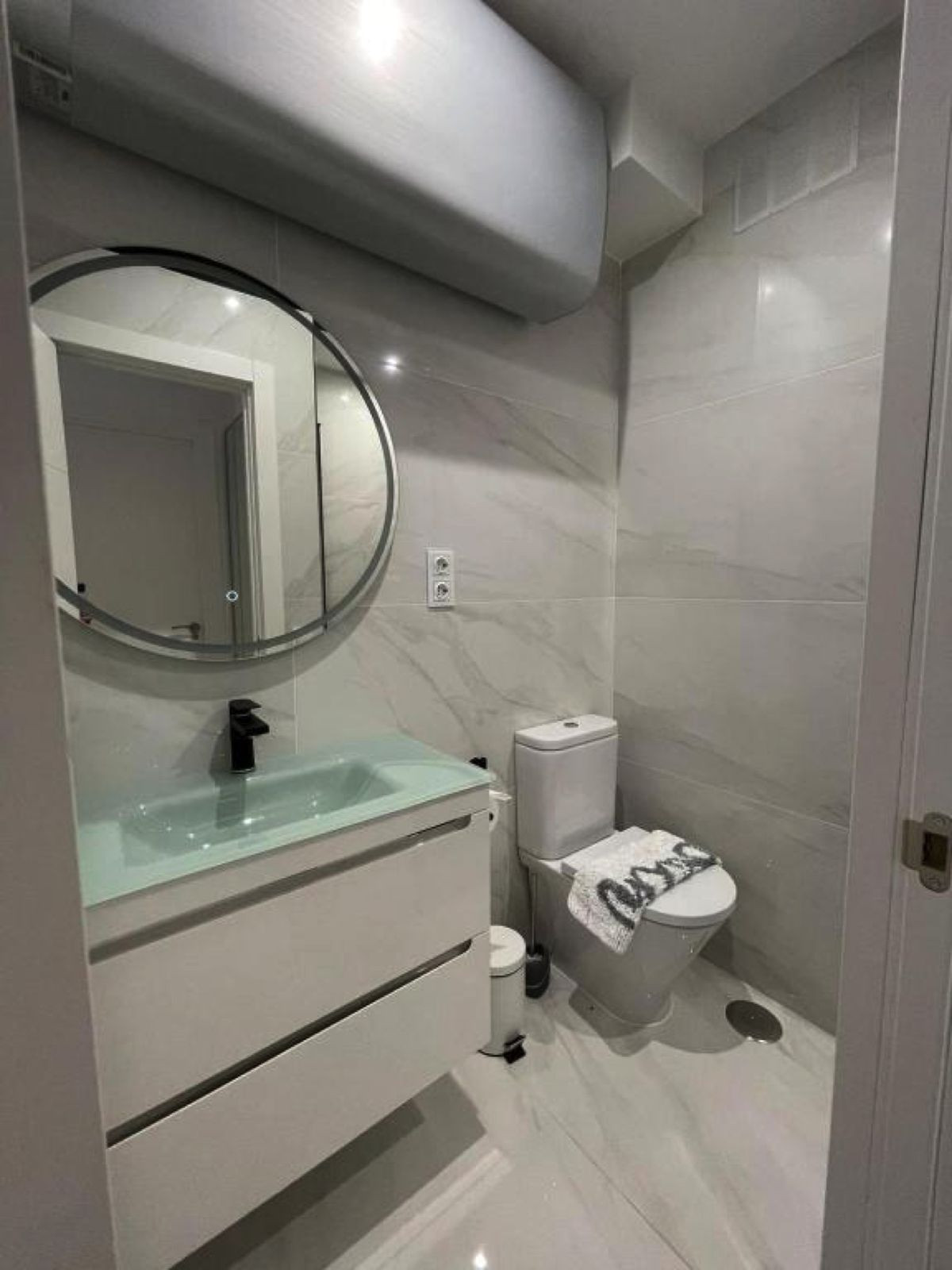 Se vende Apartamento Planta Media de 1 dormitorios en Costa Del Sol, Málaga, España