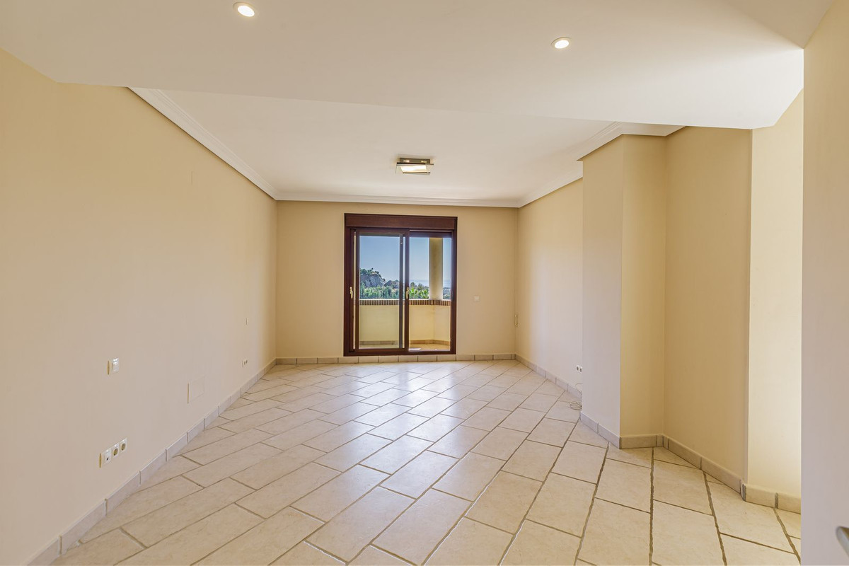 5 Bed Townhouse for sale in Los Arqueros Costa Del Sol, Málaga, Spain