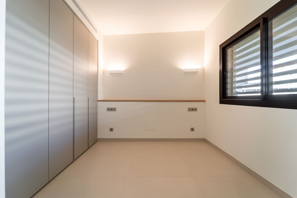 2 Bed Apartment for sale in Higueron Costa Del Sol, Málaga, Spain