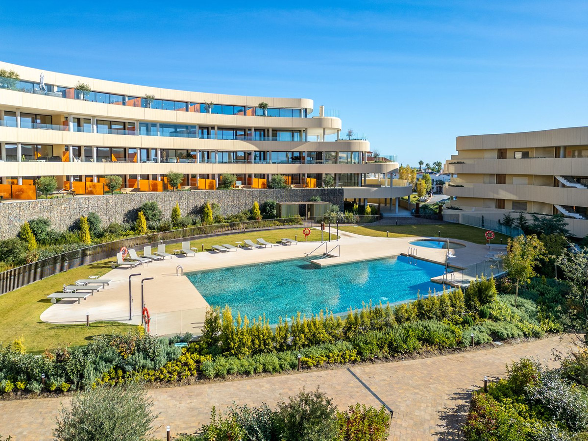 2 Bed Apartment for sale in Higueron Costa Del Sol, Málaga, Spain