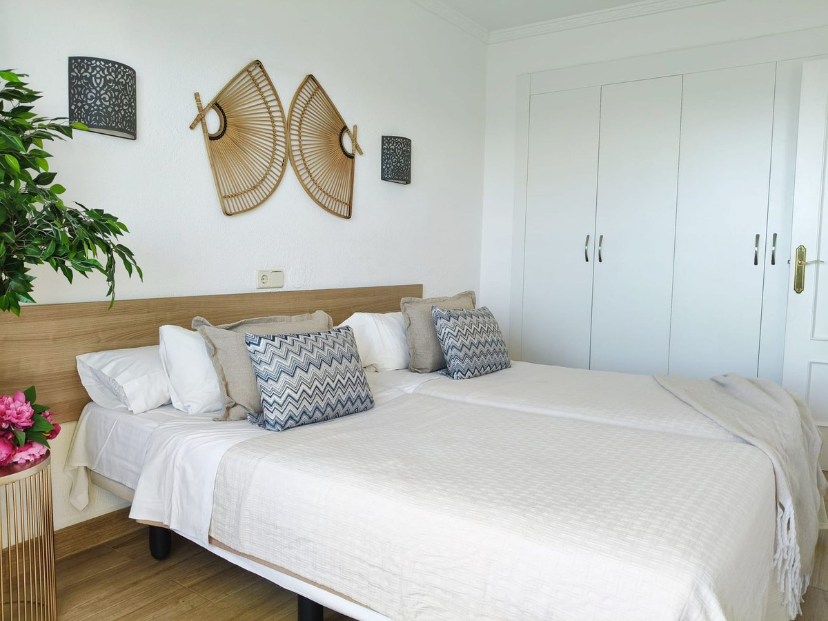 1 Bed Apartment for sale in Fuengirola Costa Del Sol, Málaga, Spain
