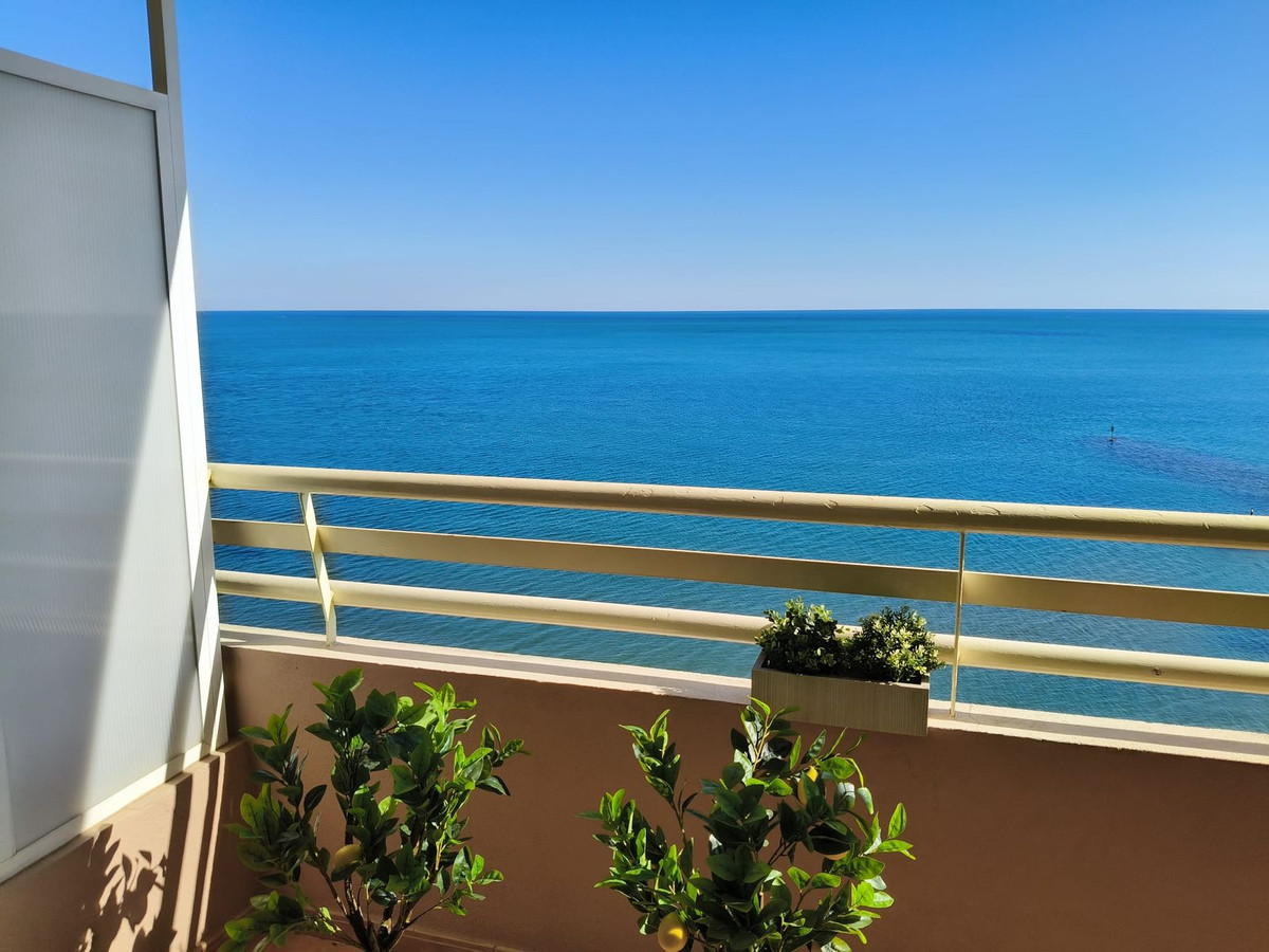 1 Bed Apartment for sale in Fuengirola Costa Del Sol, Málaga, Spain