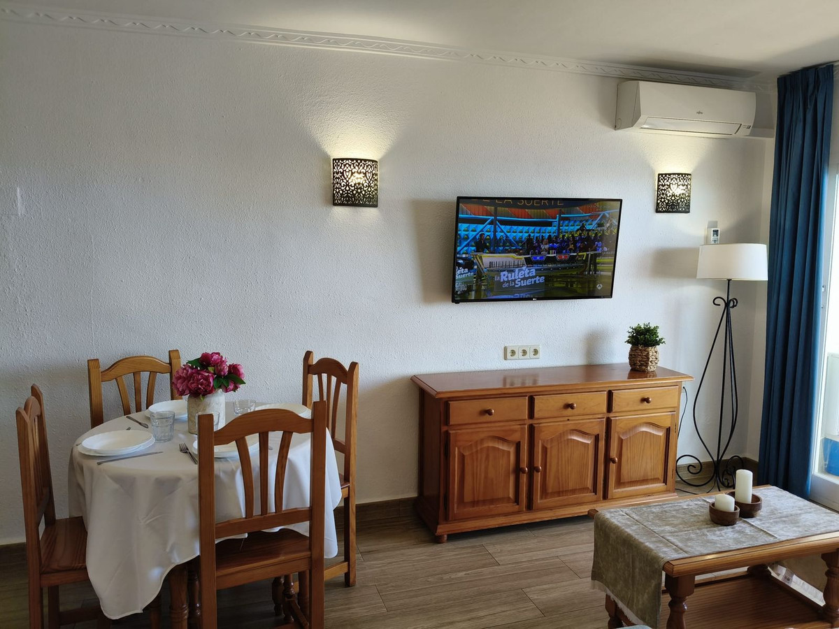 1 Bed Apartment for sale in Fuengirola Costa Del Sol, Málaga, Spain
