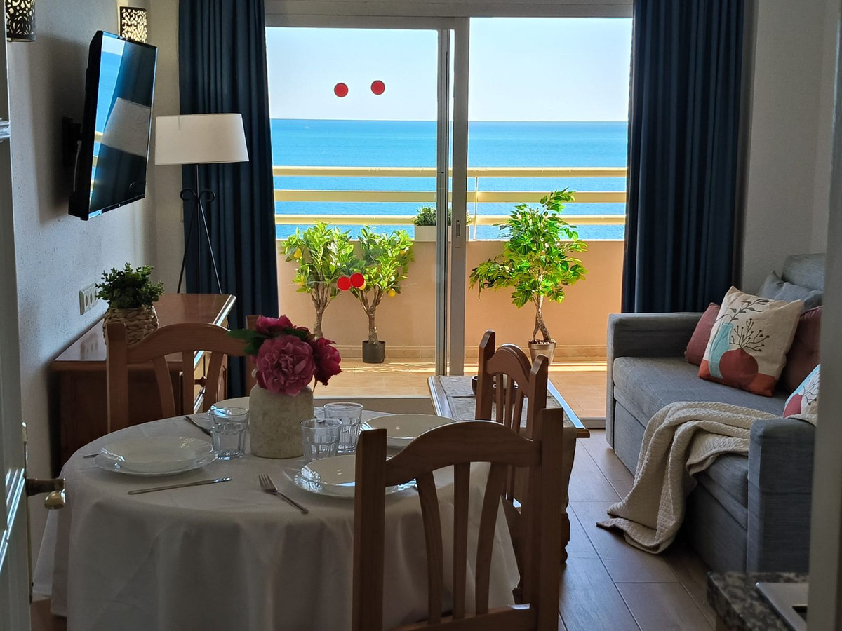 1 Bed Apartment for sale in Fuengirola Costa Del Sol, Málaga, Spain