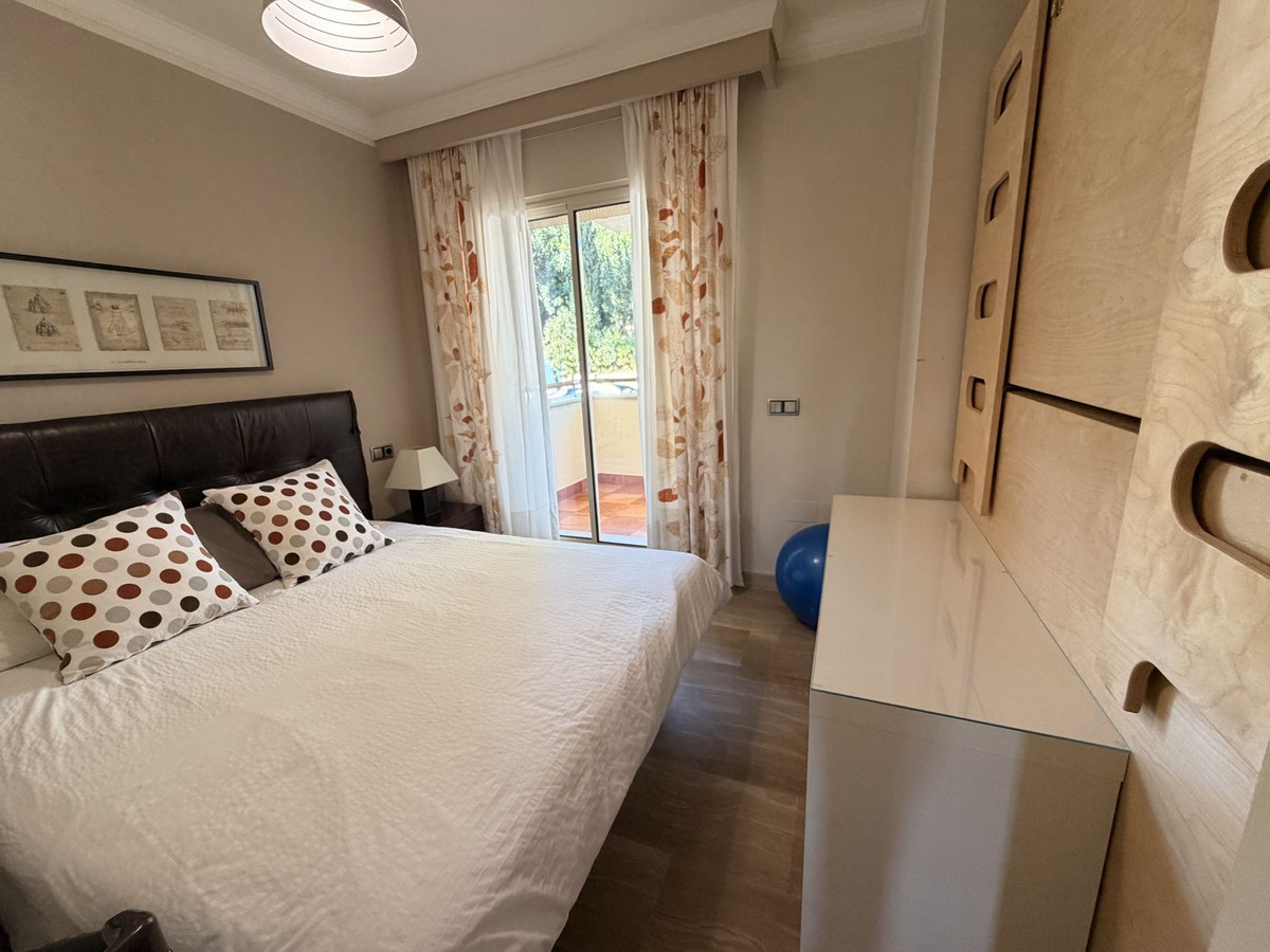 2 Bed Apartment for sale in Sierra Blanca Costa Del Sol, Málaga, Spain