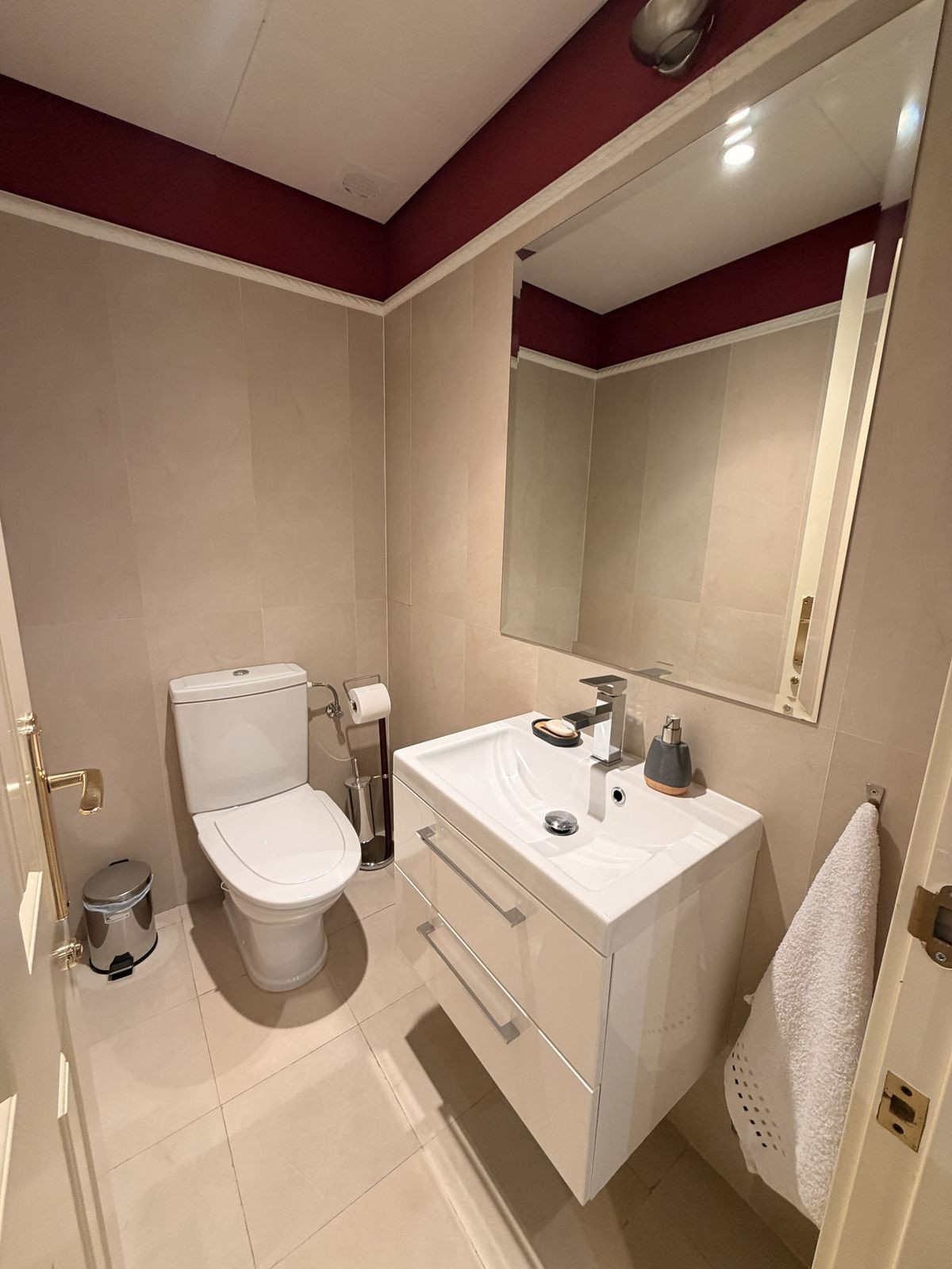 2 Bed Apartment for sale in Sierra Blanca Costa Del Sol, Málaga, Spain