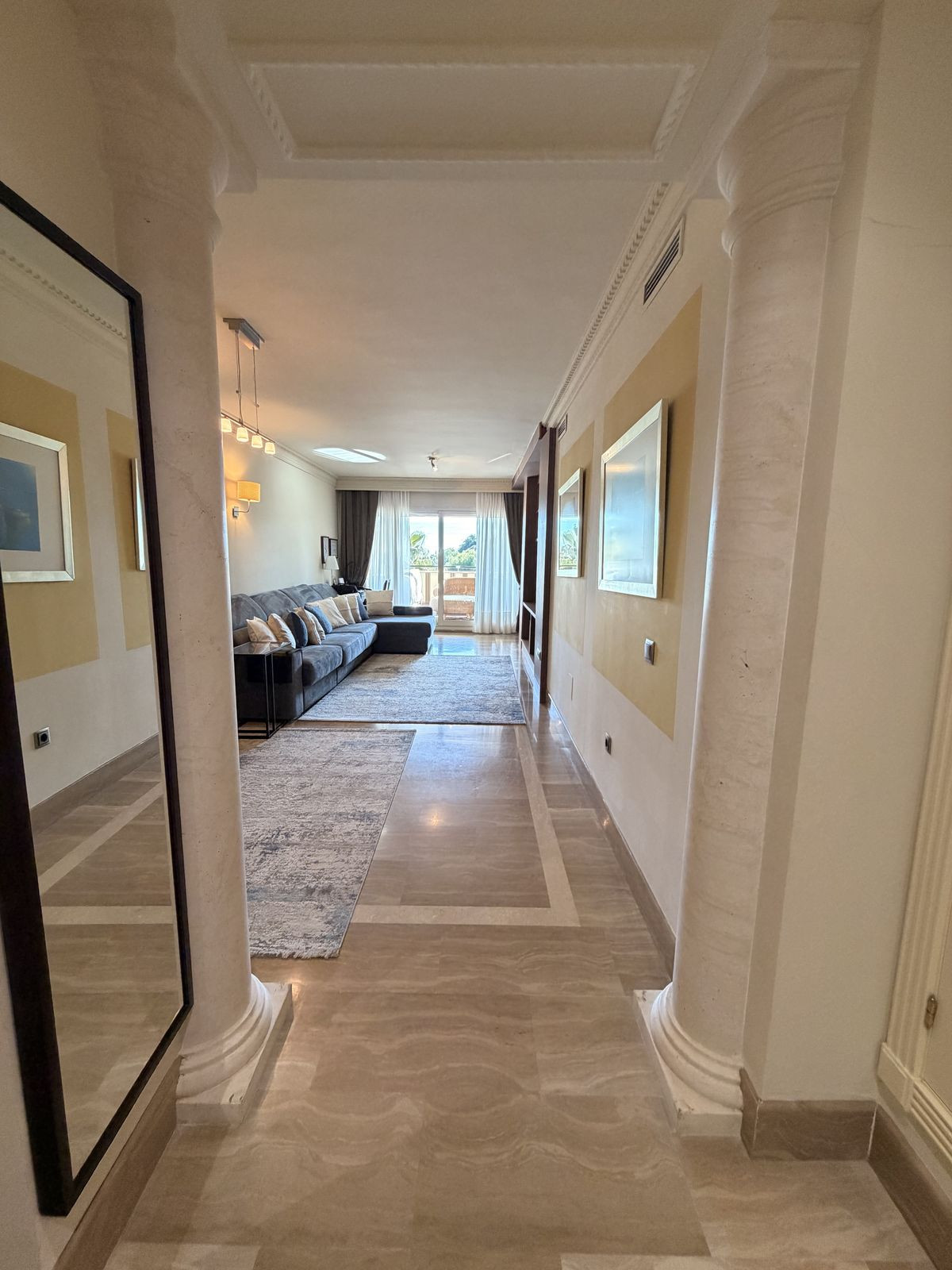 2 Bed Apartment for sale in Sierra Blanca Costa Del Sol, Málaga, Spain