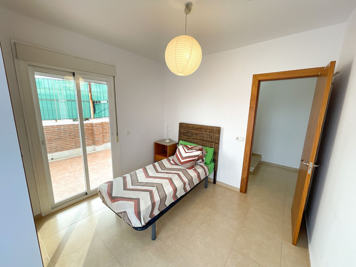 Se vende Pareada de 3 dormitorios en Costa Del Sol, Málaga, España