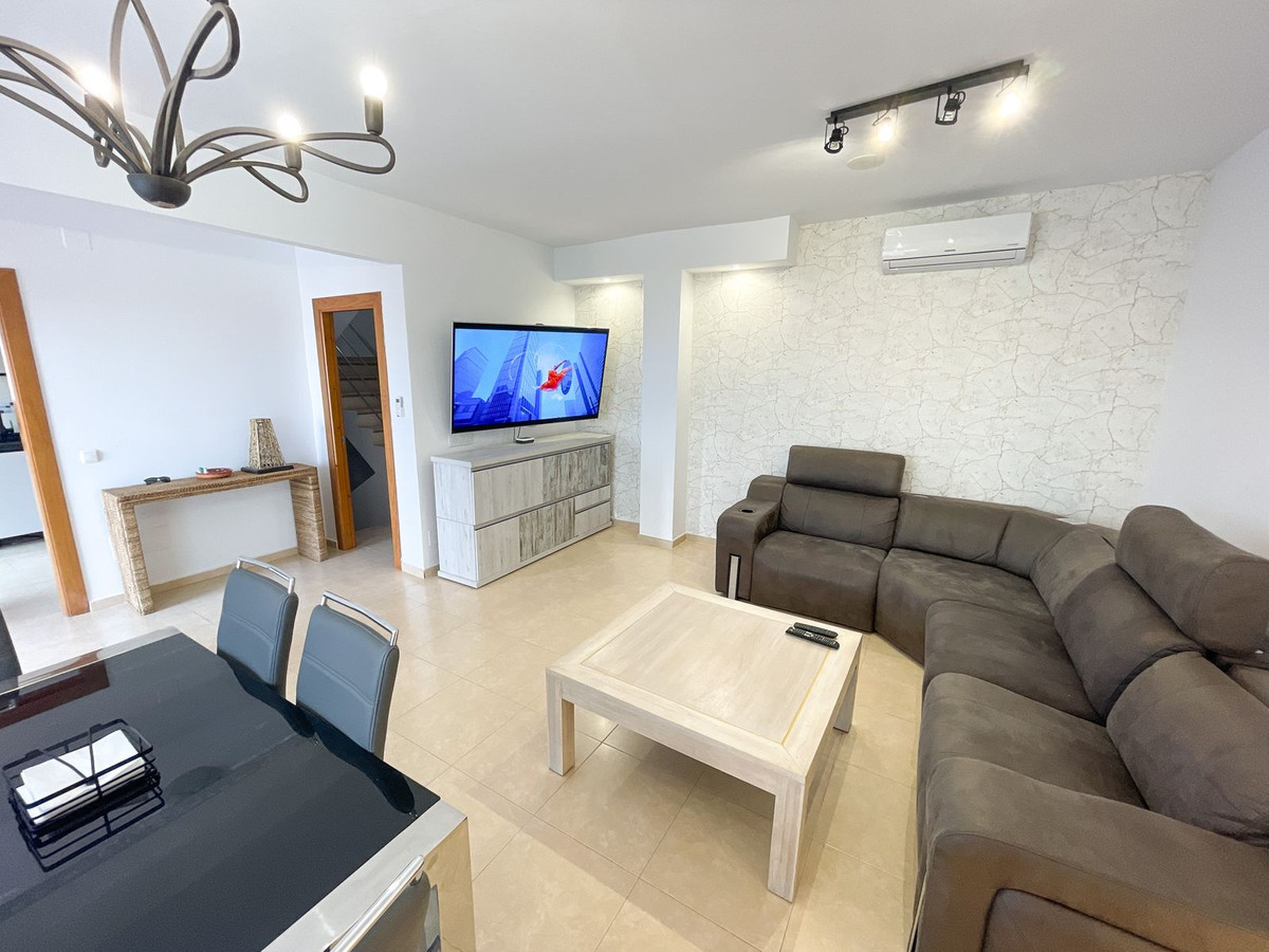 Se vende Pareada de 3 dormitorios en Costa Del Sol, Málaga, España