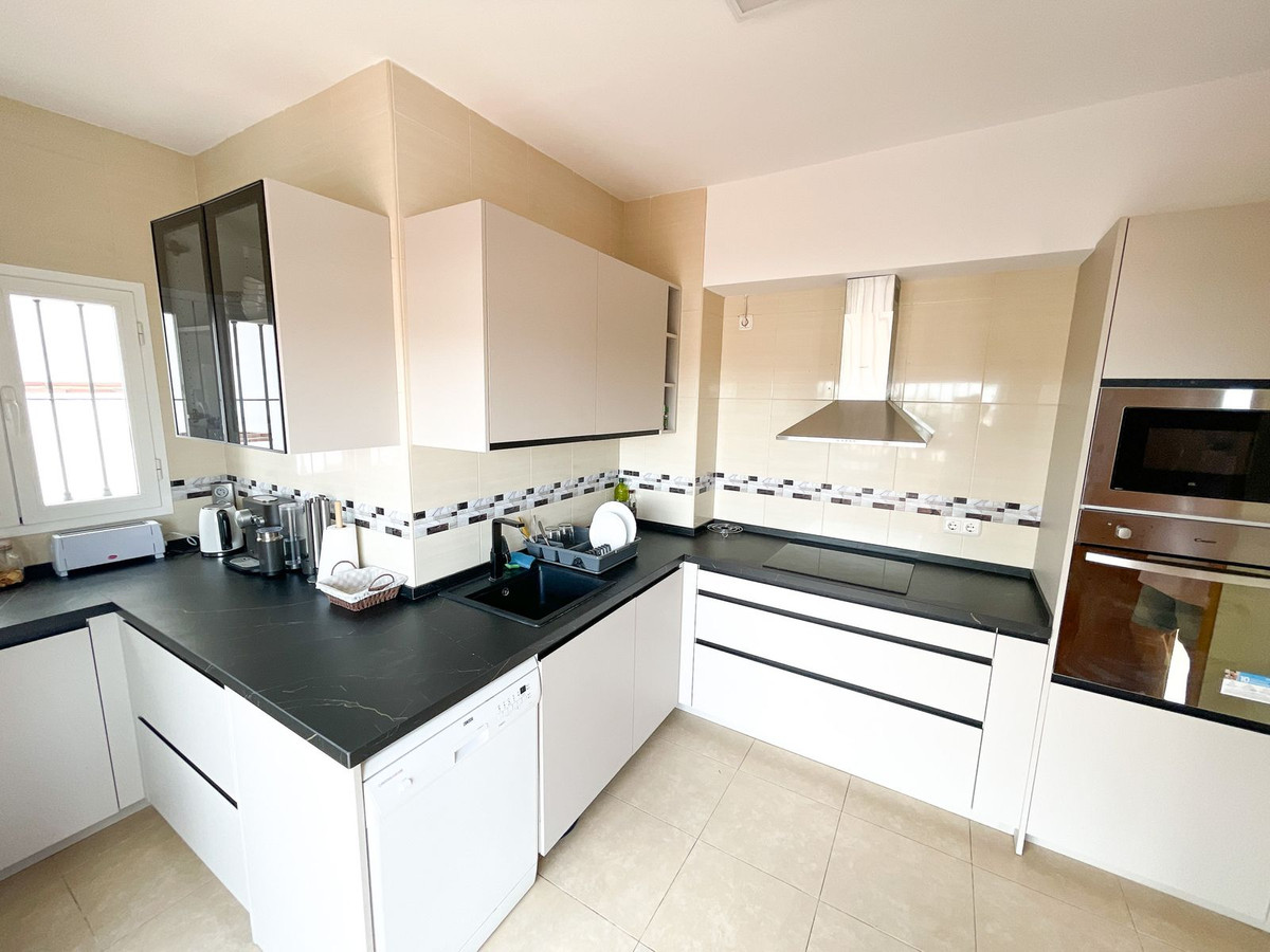 Se vende Pareada de 3 dormitorios en Costa Del Sol, Málaga, España