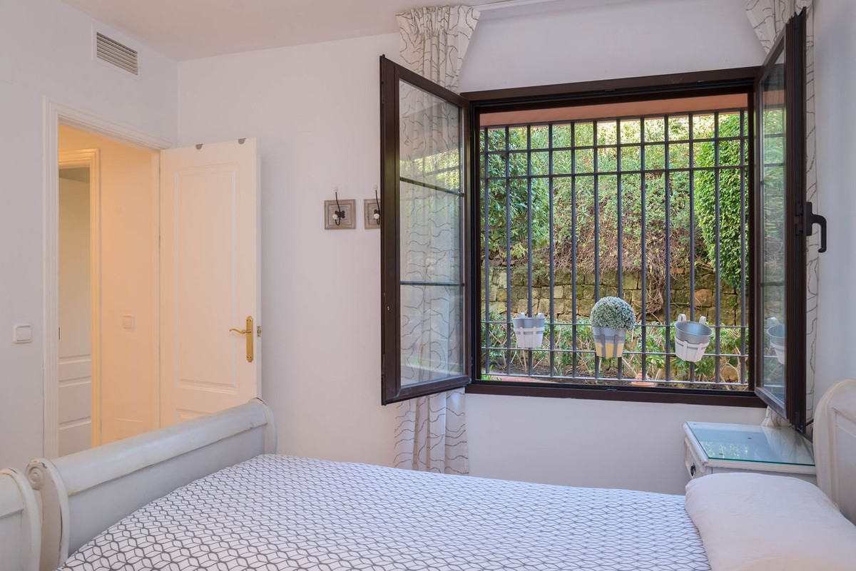 3 Bed Apartment for sale in Los Arqueros Costa Del Sol, Málaga, Spain