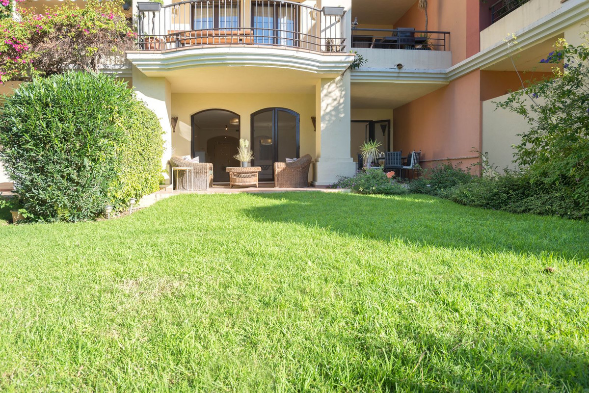 3 Bed Apartment for sale in Los Arqueros Costa Del Sol, Málaga, Spain
