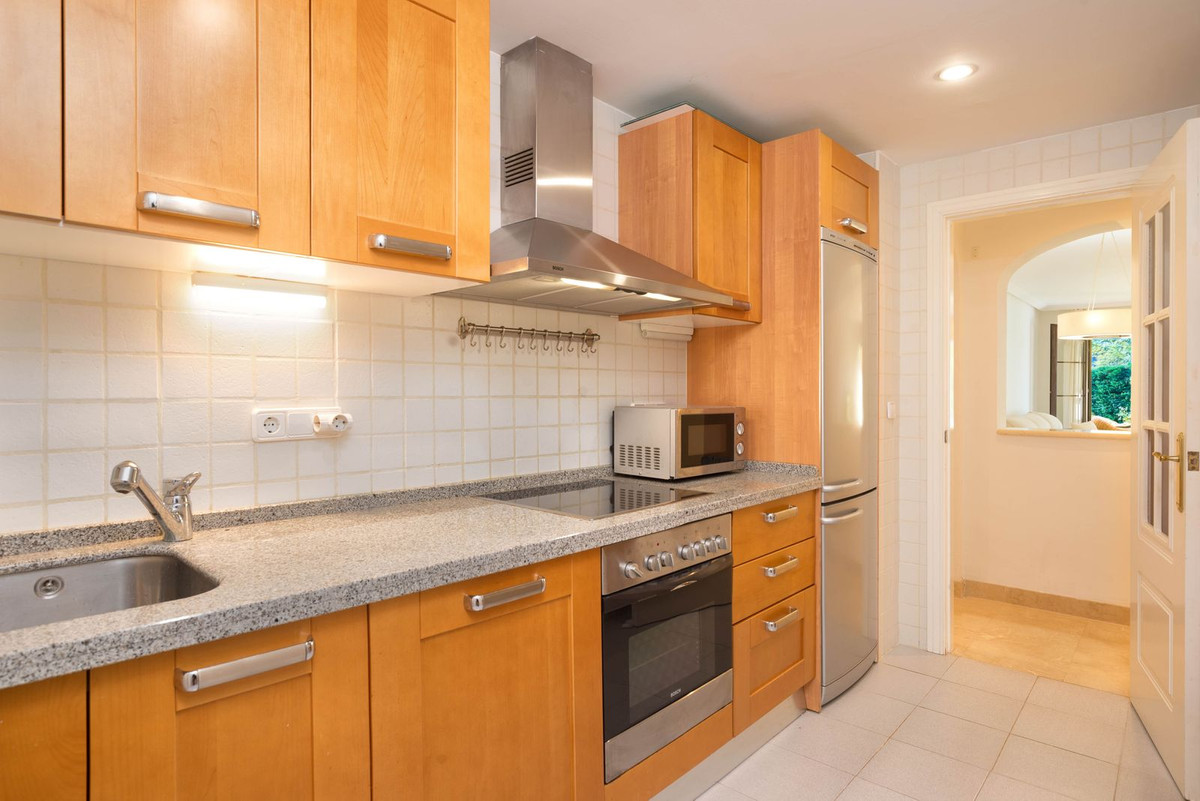 3 Bed Apartment for sale in Los Arqueros Costa Del Sol, Málaga, Spain