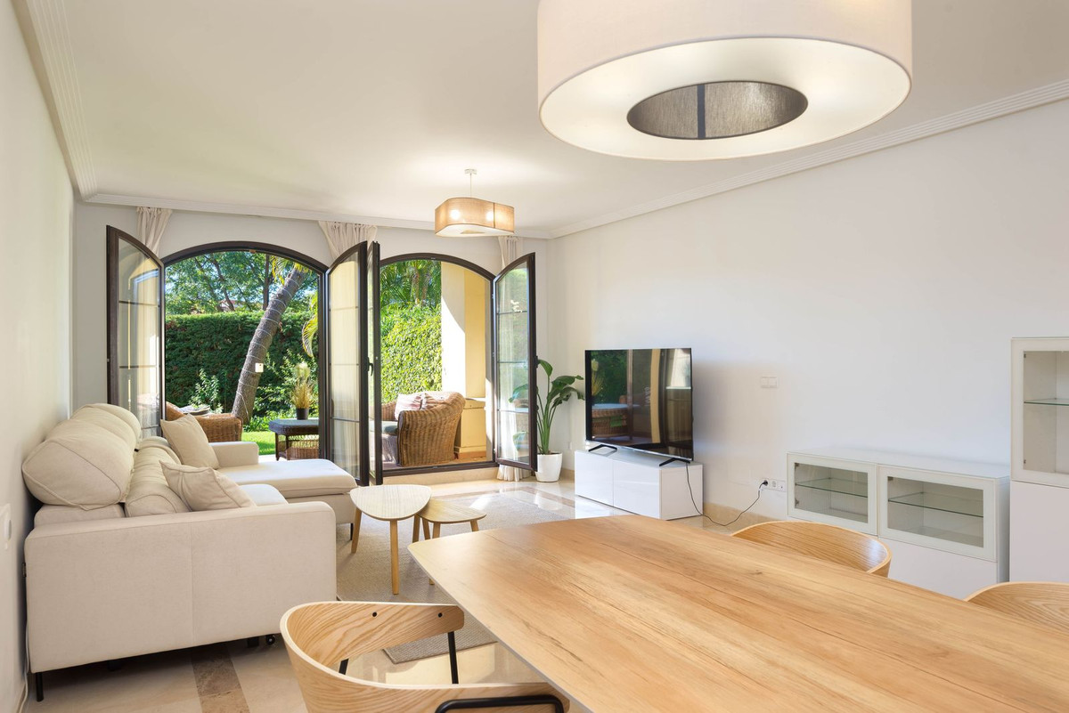 3 Bed Apartment for sale in Los Arqueros Costa Del Sol, Málaga, Spain