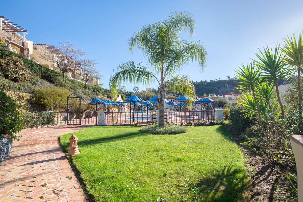 3 Bed Apartment for sale in Los Arqueros Costa Del Sol, Málaga, Spain