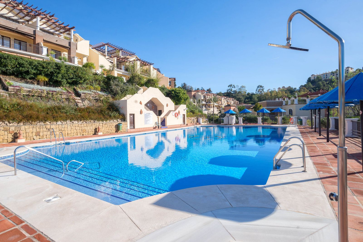3 Bed Apartment for sale in Los Arqueros Costa Del Sol, Málaga, Spain