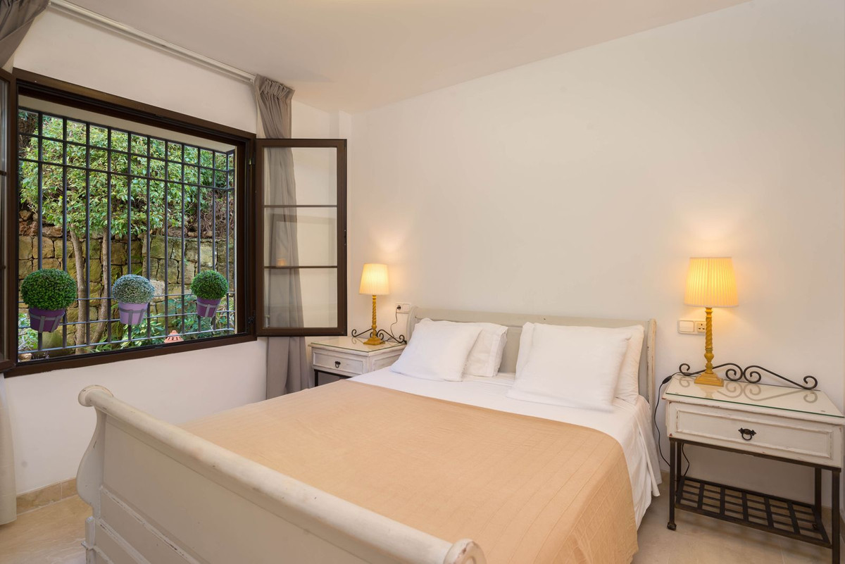 3 Bed Apartment for sale in Los Arqueros Costa Del Sol, Málaga, Spain