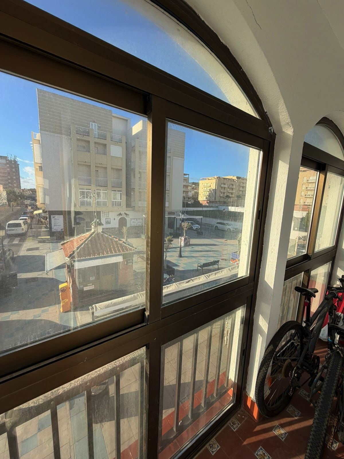 Se vende Apartamento Planta Media de 4 dormitorios en Costa Del Sol, Málaga, España