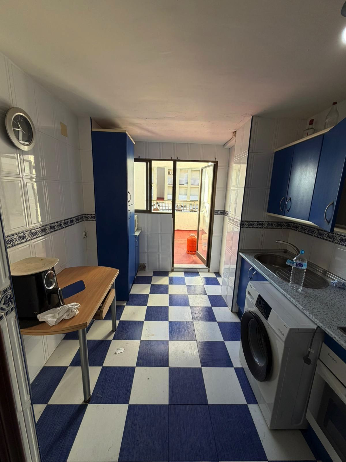 Se vende Apartamento Planta Media de 4 dormitorios en Costa Del Sol, Málaga, España