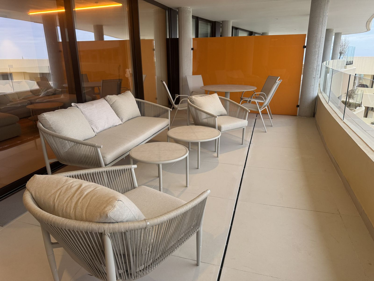 3 Bed Apartment for sale in Fuengirola Costa Del Sol, Málaga, Spain