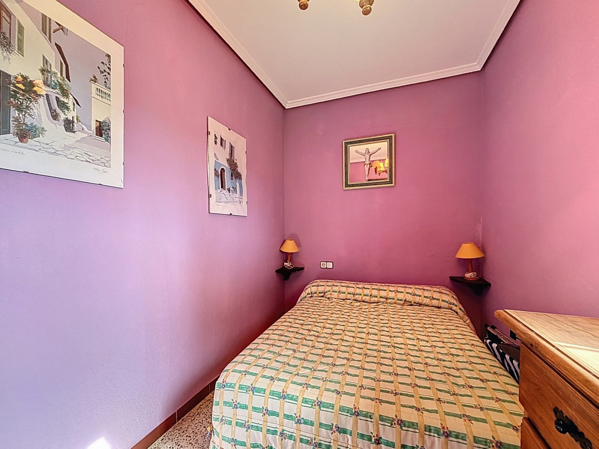4 Bed Townhouse for sale in Vélezmálaga Costa Del Sol East, Málaga, Spain