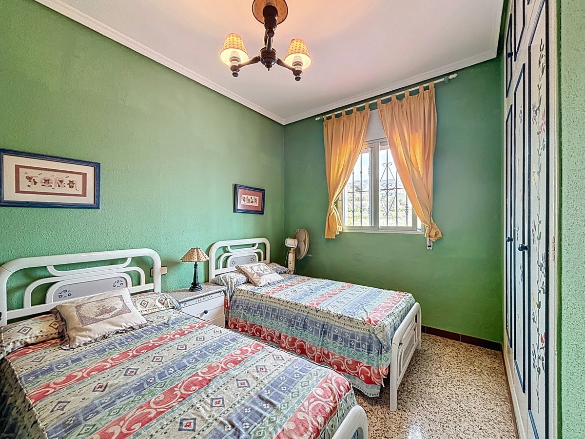 4 Bed Townhouse for sale in Vélezmálaga Costa Del Sol East, Málaga, Spain