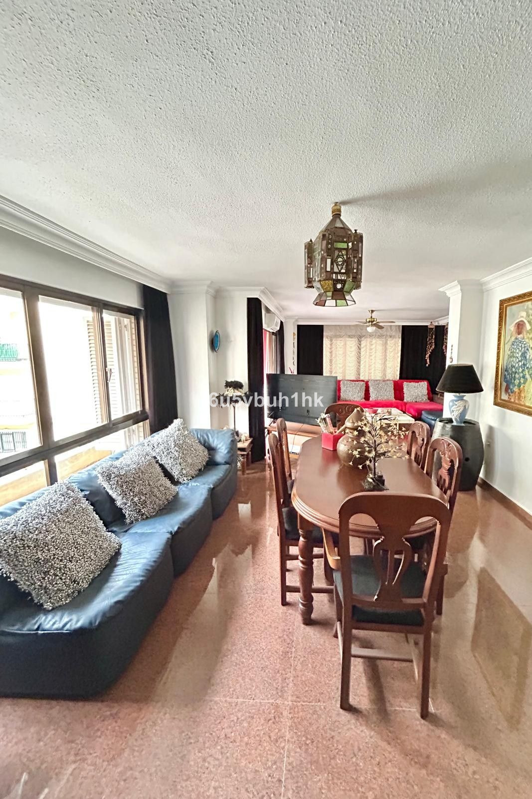 4 Bed Apartment for sale in Fuengirola Costa Del Sol, Málaga, Spain