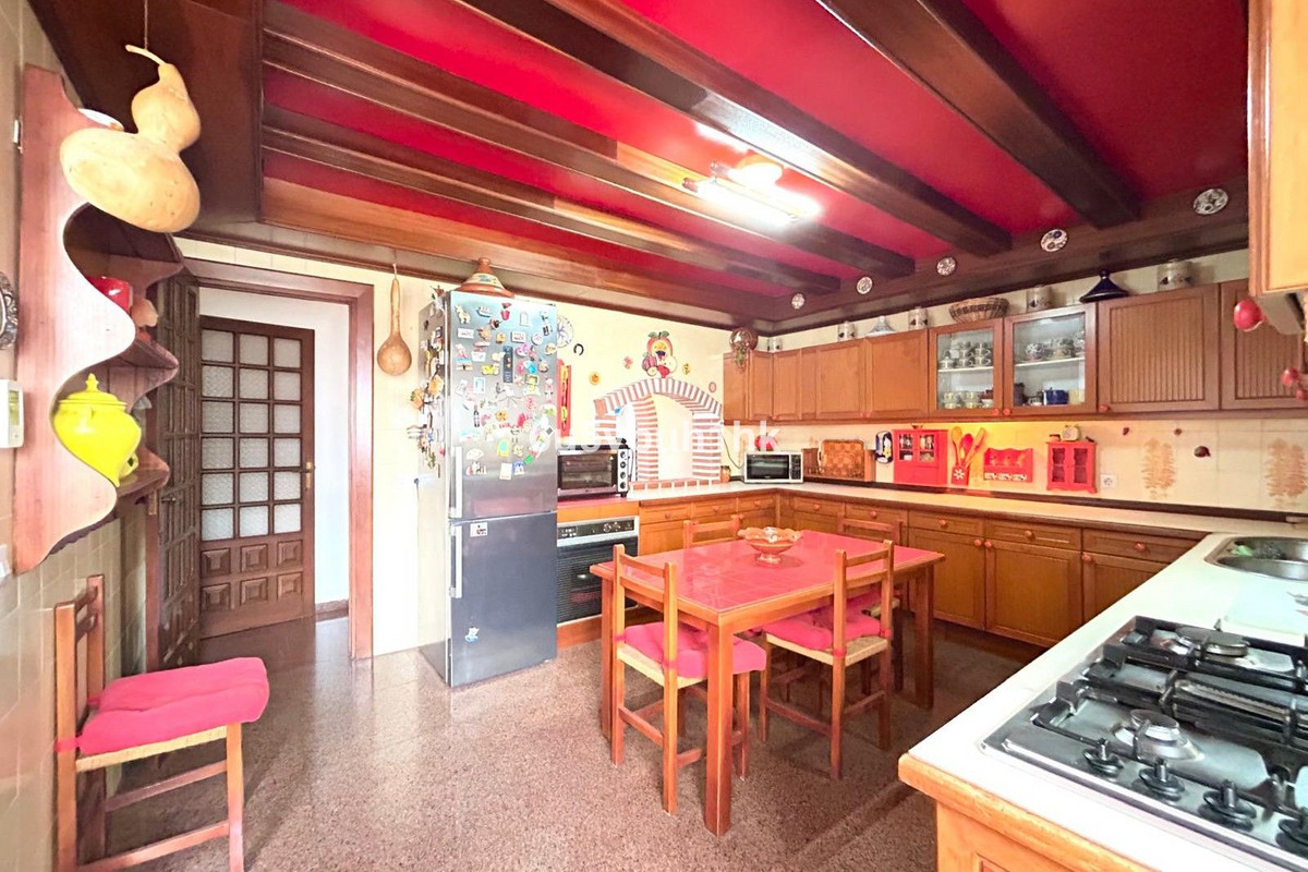 4 Bed Apartment for sale in Fuengirola Costa Del Sol, Málaga, Spain